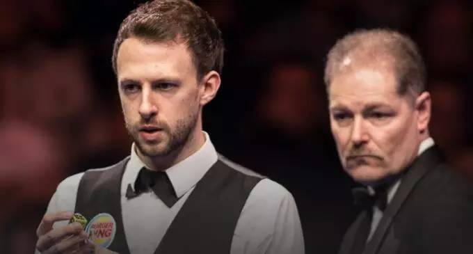 球时通过腰 球时通过腰