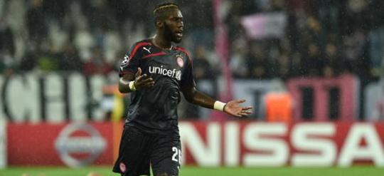 察队则在防 察队则在防